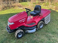 Zitmaaier honda hf2417