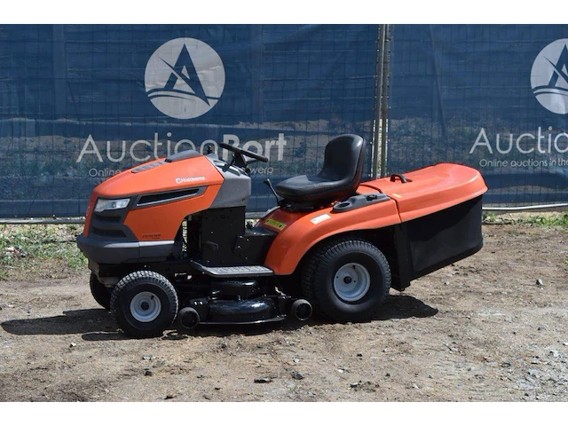 Zitmaaier husqvarna cth150 twin benzine - afbeelding 1 van  1