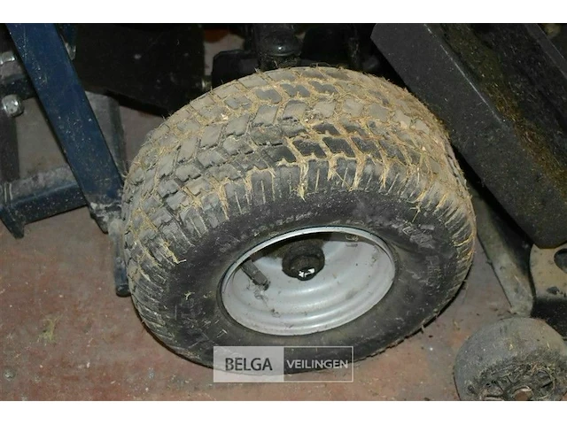 Zitmaaier husqvarna type cth191 voor onderdelen - afbeelding 12 van  14