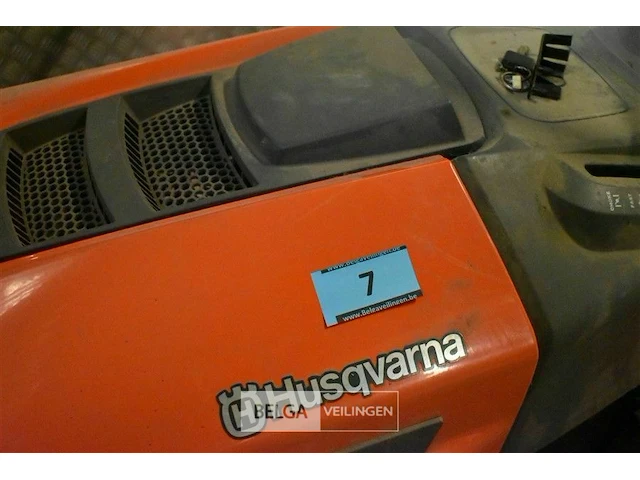 Zitmaaier husqvarna type cth191 voor onderdelen - afbeelding 8 van  14