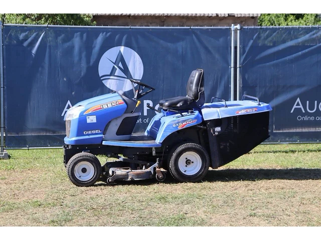 Zitmaaier iseki sxg216 diesel 2012 - afbeelding 1 van  1