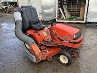 Zitmaaier kubota g1900