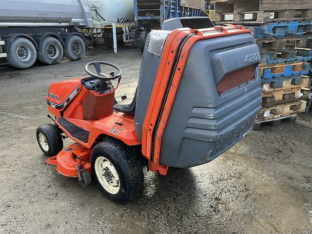 Zitmaaier kubota g1900 - afbeelding 6 van  17