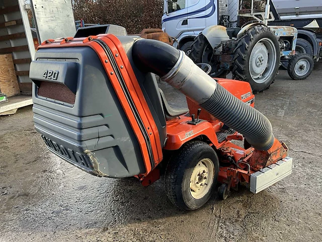 Zitmaaier kubota g1900 - afbeelding 8 van  17