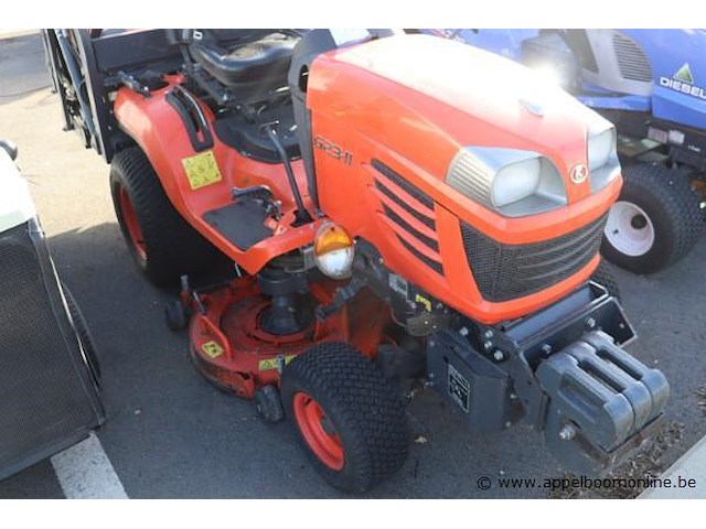 Zitmaaier kubota g23-ii, 893 werkuren - afbeelding 2 van  6