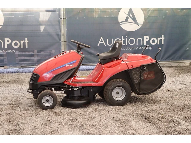 Zitmaaier toro dh 140 benzine 2011 (marge) - afbeelding 1 van  1