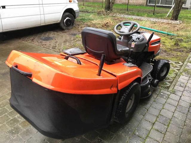 Zitmaaier - afbeelding 4 van  10