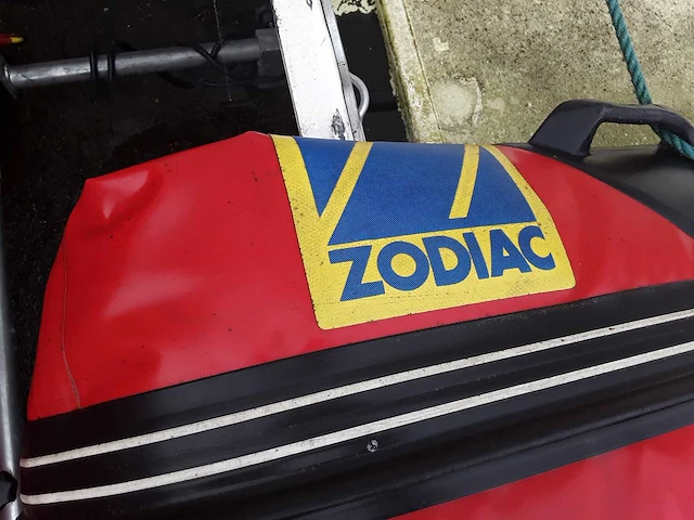 Zodiac - pro - rib boot met trailer riba - afbeelding 4 van  4