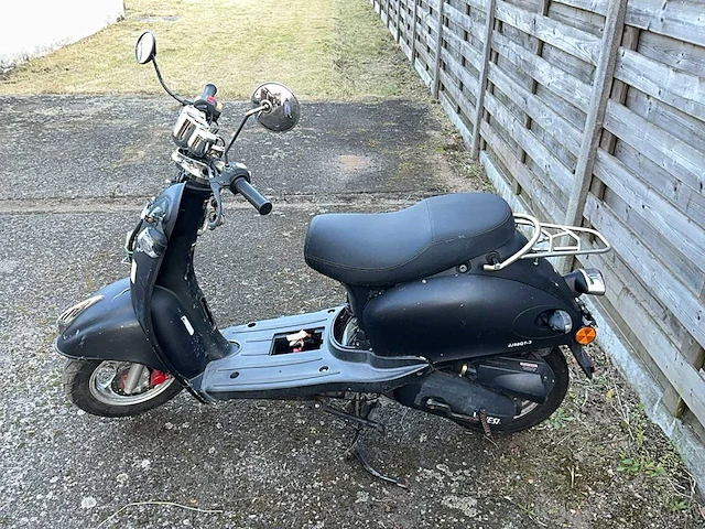 Zoë vanesi scooter - afbeelding 6 van  7