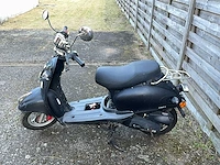 Zoë vanesi scooter - afbeelding 6 van  7
