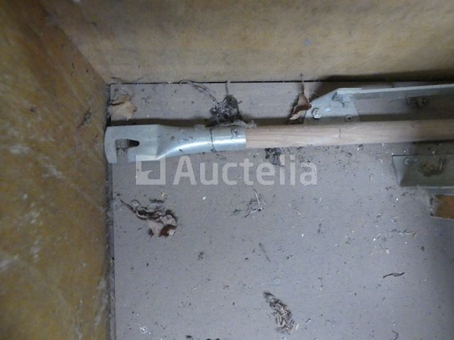 Zolderluik met vouwladder - afbeelding 1 van  4