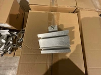 Zonnepaneel installatiematriaal - afbeelding 31 van  52