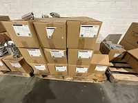Zonnepaneel installatiematriaal - afbeelding 33 van  52