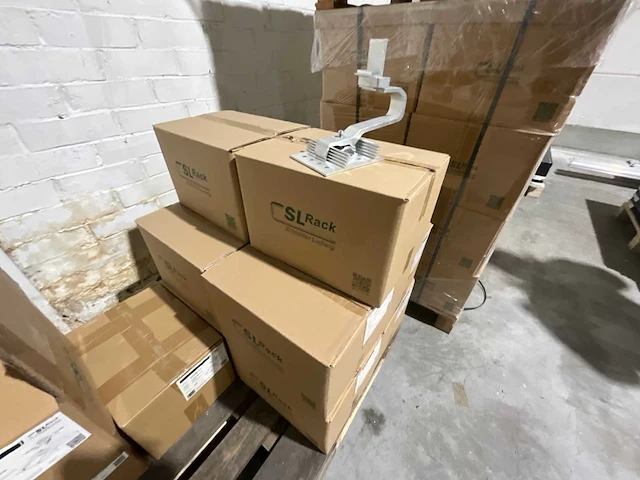 Zonnepaneel installatiematriaal - afbeelding 43 van  52
