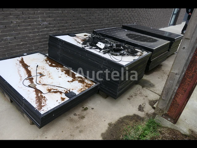Zonnepanelen, omvormer, montagerails - afbeelding 13 van  17