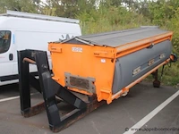 Zoutstrooier giletta uh4000 a/d, snr uh751ed41r, bj 2014, geen bediening, beschadigd