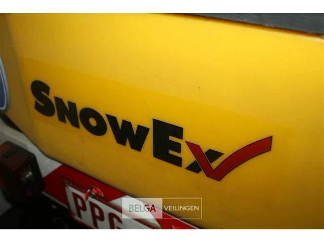 Zoutstrooier snowex - afbeelding 6 van  6