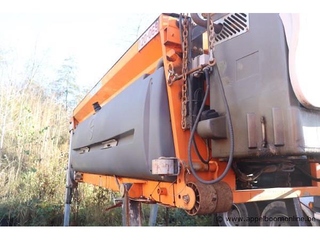 Zoutstrooiunit gilleta uk3000 a/w, sernienummer uk795mj11r, bj 2011, cap 4m3/2270lt - afbeelding 6 van  6