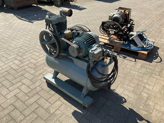 Zuiger compressor - afbeelding 3 van  9
