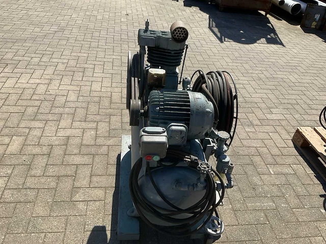 Zuiger compressor - afbeelding 4 van  9