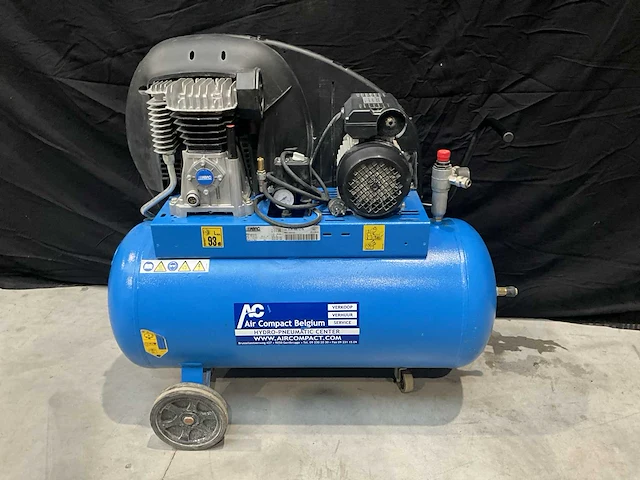 Zuigercompressor abac - afbeelding 1 van  19