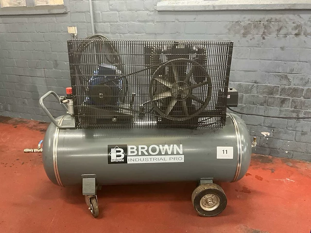 Zuigercompressor brown industrial pro - afbeelding 1 van  8