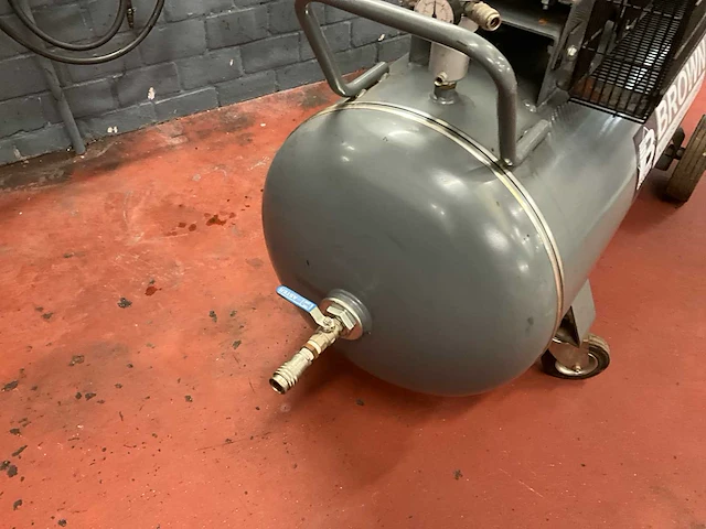 Zuigercompressor brown industrial pro - afbeelding 3 van  8