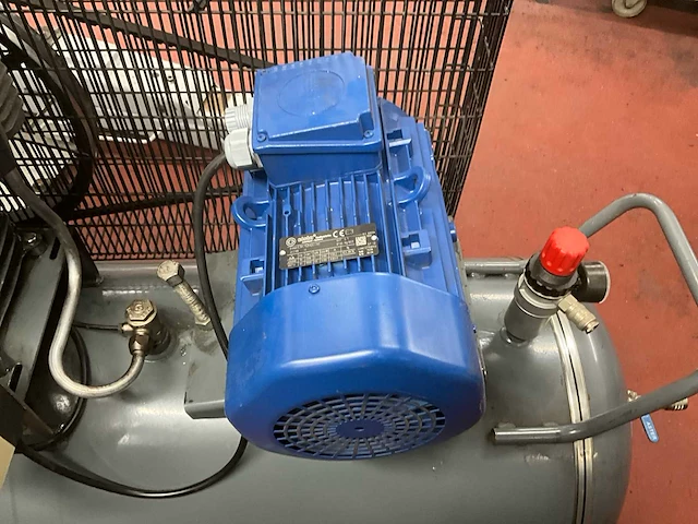 Zuigercompressor brown industrial pro - afbeelding 6 van  8