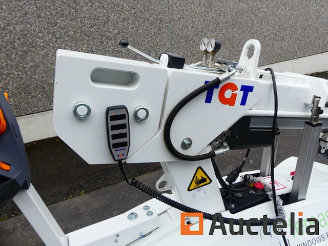 Zuignap geglazuurd op elektrische roltafel matardor robby 420 xl - afbeelding 5 van  24