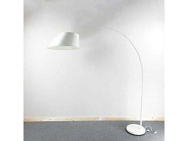 Zuiver - arc - floor lamp - afbeelding 1 van  12