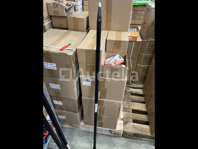 Zwaar breekijzer 150 cm x 28mm - afbeelding 1 van  4