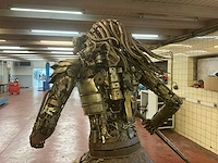Zwaar decoratief metalen beeld "predator" - afbeelding 8 van  9
