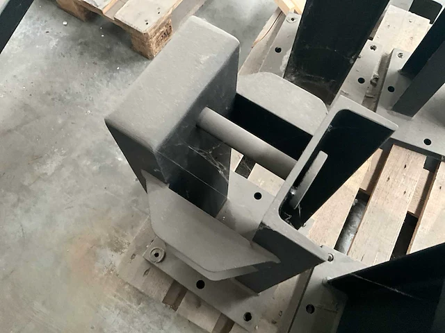 Zwaar metalen slagboom 360 cm. - afbeelding 3 van  11
