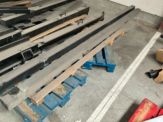 Zwaar metalen slagboom 360 cm. - afbeelding 1 van  11