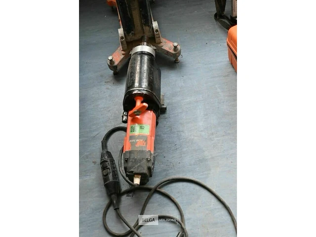 Zware boormachine met statief - afbeelding 1 van  4