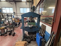 Zware hydraulische pers - afbeelding 3 van  10