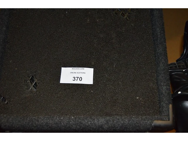 Zware klankboxen ad, 2 beeldjes, tonstofzuiger lavor gn-22 top - afbeelding 6 van  11