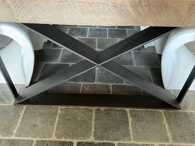Zware massieve eiken tafel - afbeelding 5 van  6