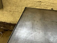 Zware metalen werktafel - afbeelding 2 van  4