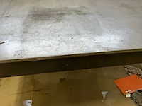 Zware metalen werktafel - afbeelding 4 van  4