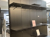 Zwart etalagemeubel - afbeelding 1 van  3