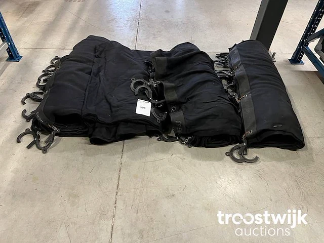 Zwart moltondoek 300x600cm met pipesnap - afbeelding 2 van  4