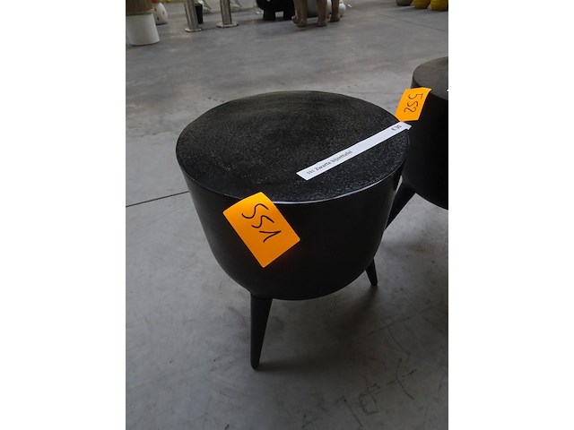 Zwarte bijzettafel - afbeelding 1 van  2