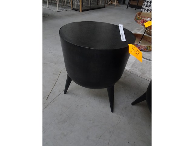 Zwarte bijzettafel - afbeelding 1 van  2