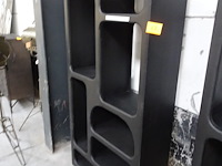 Zwarte houten kast - afbeelding 2 van  4