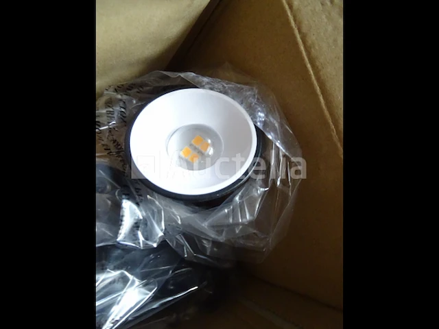 Zwarte led klemlamp reality viper - afbeelding 2 van  3