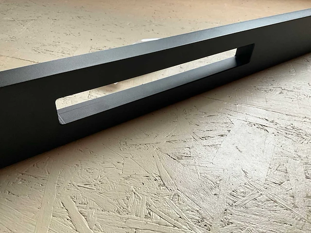 Zwarte massieve alu deurgreep - afbeelding 4 van  8