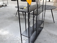 Zwarte metalen wandmeubel - afbeelding 3 van  3