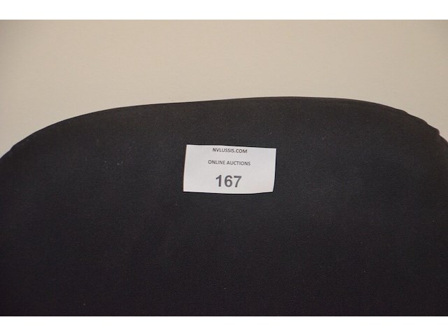 Zwarte rolbureelstoel, droogrekje - afbeelding 3 van  5