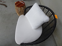 Zwarte rotan zetel / stoel - afbeelding 3 van  3